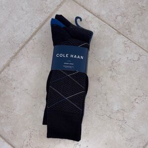 Cole Haan Men's Black and Blue Dress Socks